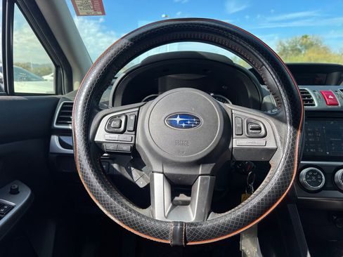 Used 2017 Subaru Crosstrek 2.0i Limited image 6