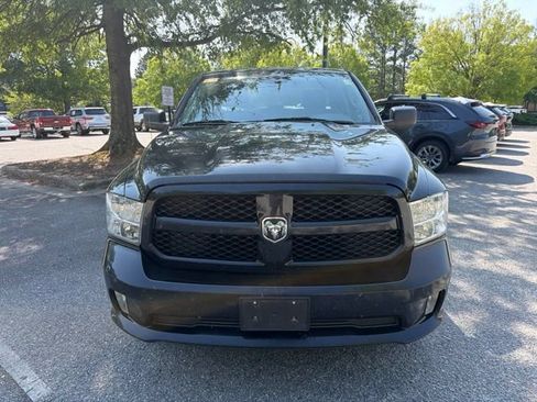 Used 2019 RAM 1500 Express AWD/4WD image 8