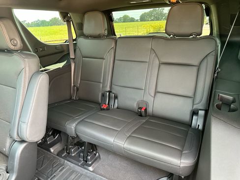 Used 2024 Chevrolet Tahoe High Country image 23