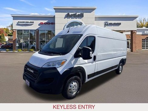 Used 2023 RAM ProMaster 2500 FWD image 4