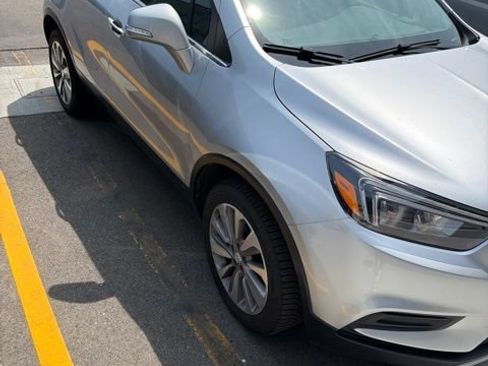 Used 2019 Buick Encore Preferred AWD/4WD image 3