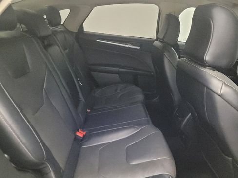 Used 2020 Ford Fusion Titanium AWD/4WD image 19