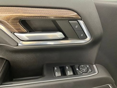 Used 2023 Chevrolet Silverado 1500 LT AWD/4WD image 34
