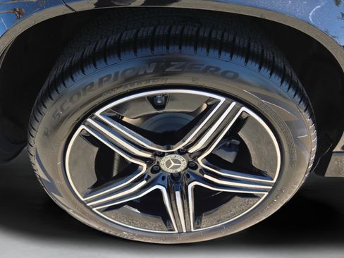 New 2026 Mercedes-Benz GLE 450 4MATIC image 32