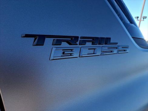 New 2026 Chevrolet Silverado EV Trail Boss w/ Premium Package AWD/4WD image 19