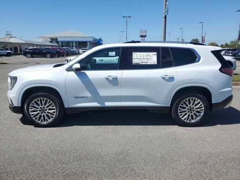 New 2026 GMC Acadia Denali w/ Super Cruise Package FWD image 2