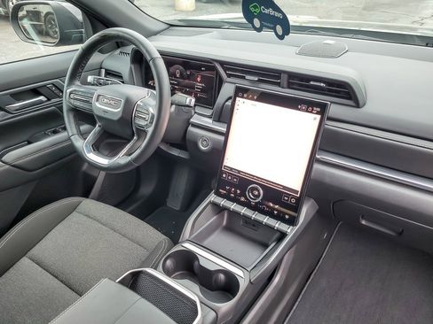 Used 2025 GMC Terrain Elevation image 21