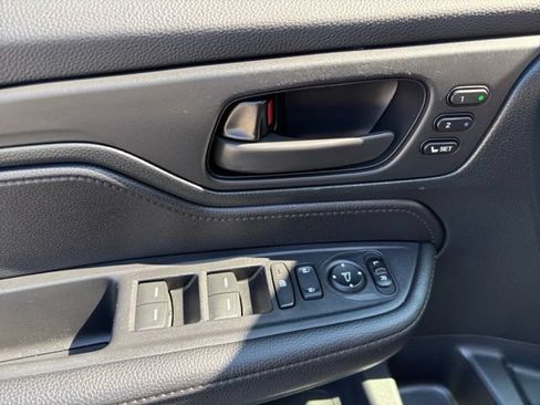 Certified 2024 Honda Odyssey Sport image 23