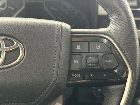 Used 2023 Toyota Tundra Limited AWD/4WD image 20