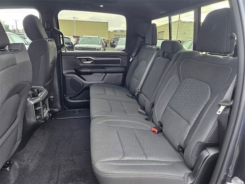 New 2026 RAM 1500 4x4 Crew Cab image 15