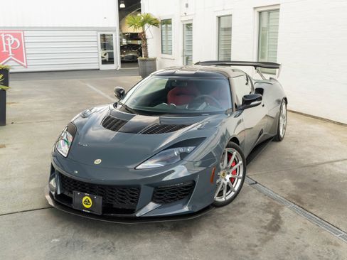 Used 2020 Lotus Evora image 3