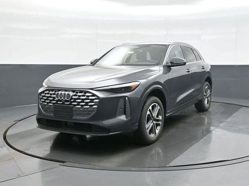 New 2025 Audi Q5 Premium image 3