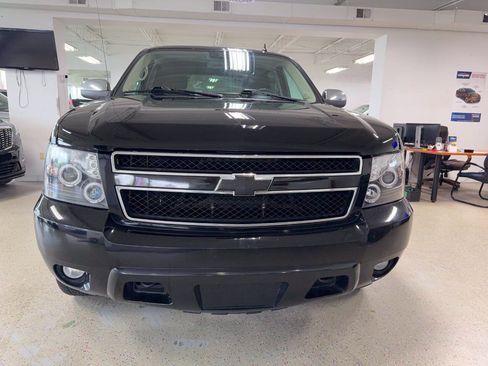 Used 2012 Chevrolet Avalanche LT AWD/4WD image 4