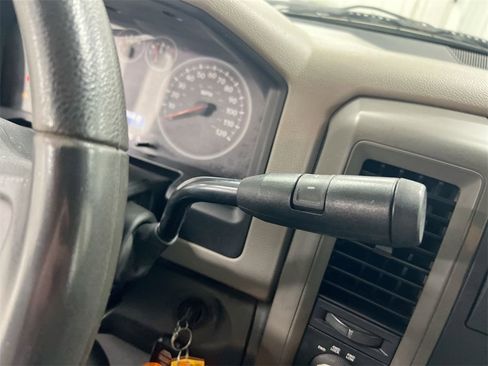 Used 2010 Dodge Ram 1500 Truck ST w/ SXT Appearance Group image 15