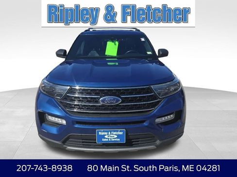 Used 2020 Ford Explorer XLT w/ Equipment Group 202A AWD/4WD image 2
