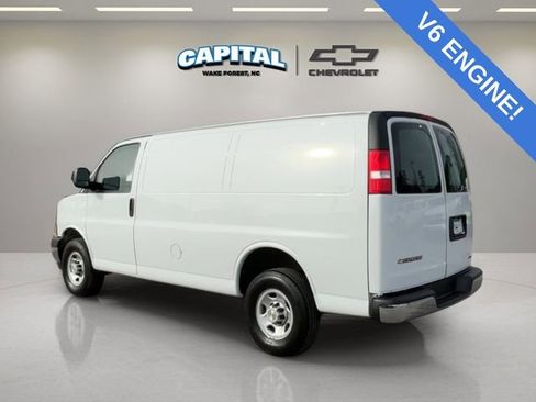 Used 2024 Chevrolet Express 2500 Work Van w/ Driver Convenience Package image 3