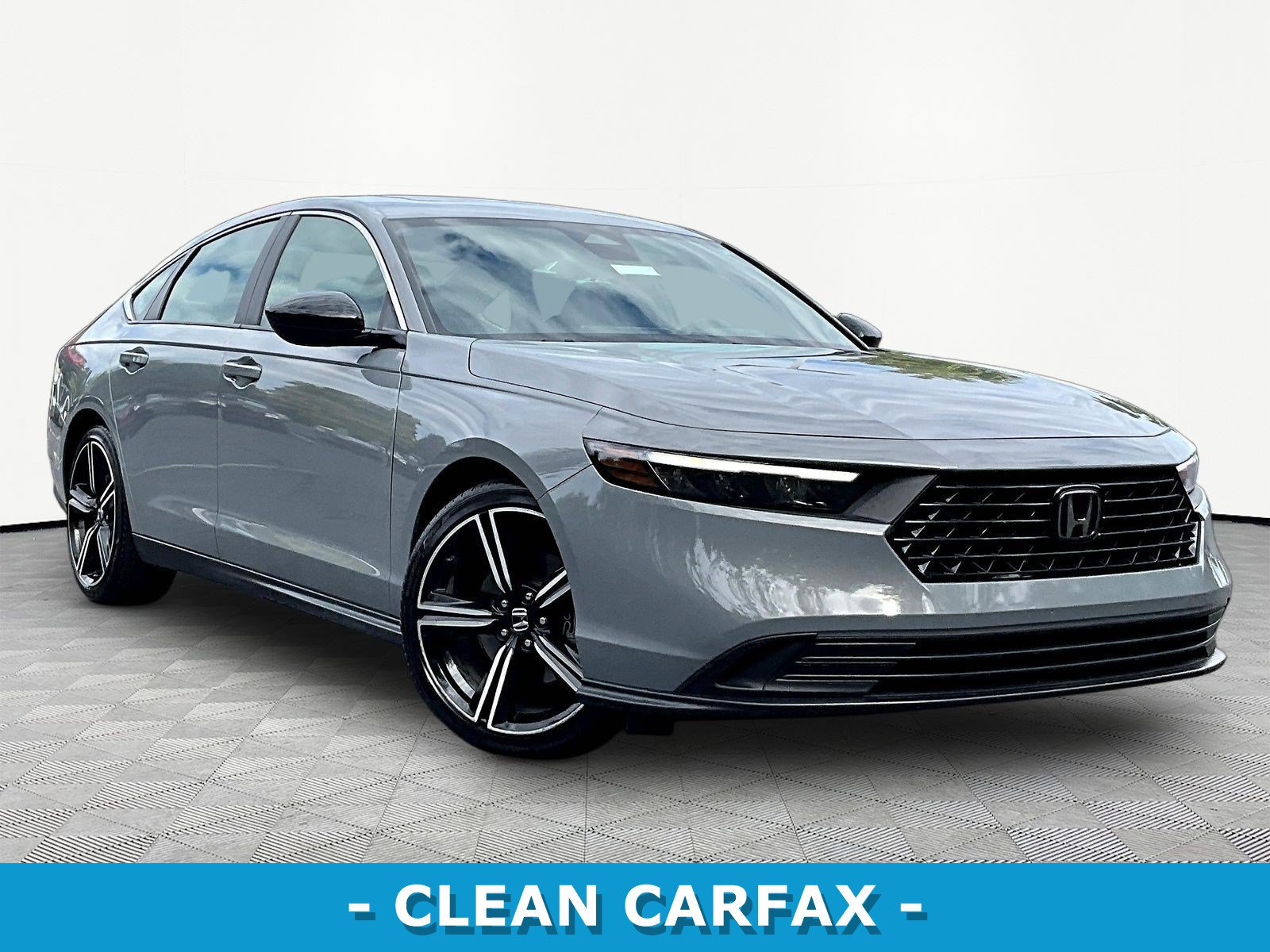 Certified 2024 Honda Accord Sport image 3