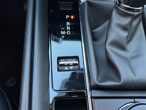 Used 2025 MAZDA CX-50 AWD 2.5 S w/ Premium Plus Pkg image 19