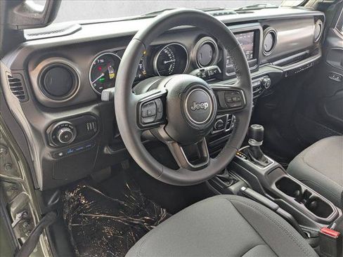 Used 2023 Jeep Wrangler Unlimited AWD/4WD image 10