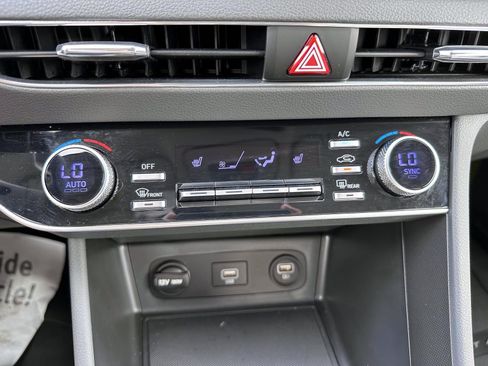 Used 2023 Hyundai Sonata SEL FWD image 24
