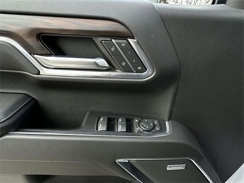 Used 2022 GMC Sierra 1500 SLT w/ SLT Convenience Package image 21