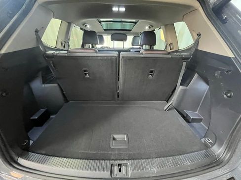 Certified 2024 Volkswagen Atlas Peak Edition SEL image 29