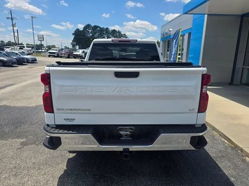 Used 2022 Chevrolet Silverado 1500 LT w/ Protection Package AWD/4WD image 4