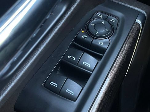 Used 2020 Chevrolet Silverado 2500 LT w/ Texas Edition AWD/4WD image 11