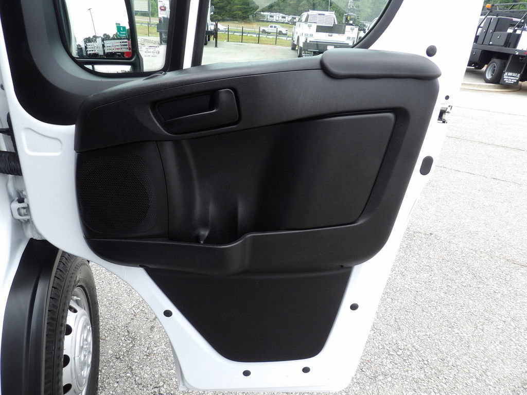 Used 2023 RAM ProMaster 2500 w/ Driver Convenience Group FWD image 31