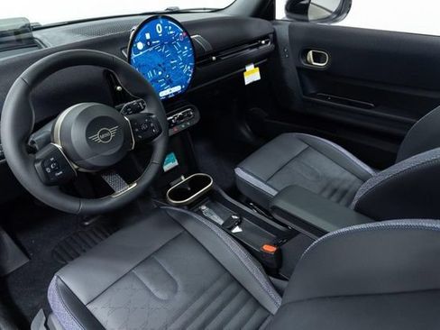 Used 2026 MINI Cooper 2-Door Hardtop FWD image 17
