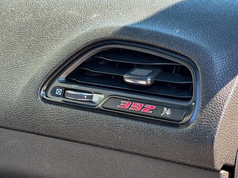 Used 2021 Dodge Challenger R/T Scat Pack w/ Driver Convenience Group image 17