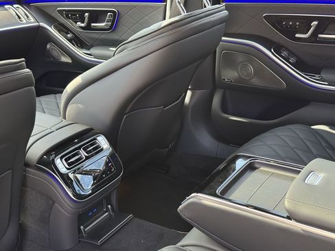 New 2025 Mercedes-Benz S 580 4MATIC Sedan image 12