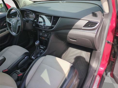 Used 2019 Buick Encore Preferred FWD image 34