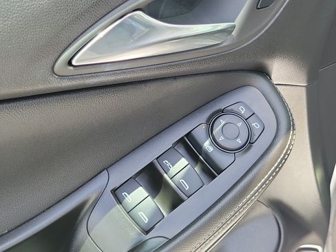 Used 2024 Buick Encore GX Sport Touring w/ Advanced Technology Package FWD image 27