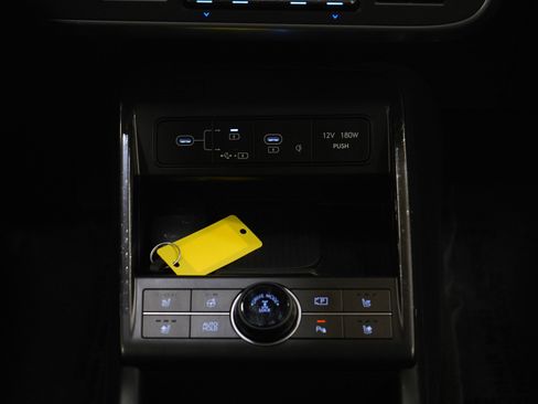 Certified 2024 Hyundai Kona Limited AWD/4WD image 16