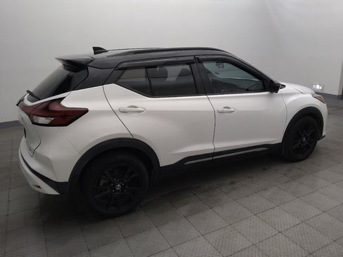 Used 2021 Nissan Kicks SR FWD image 10