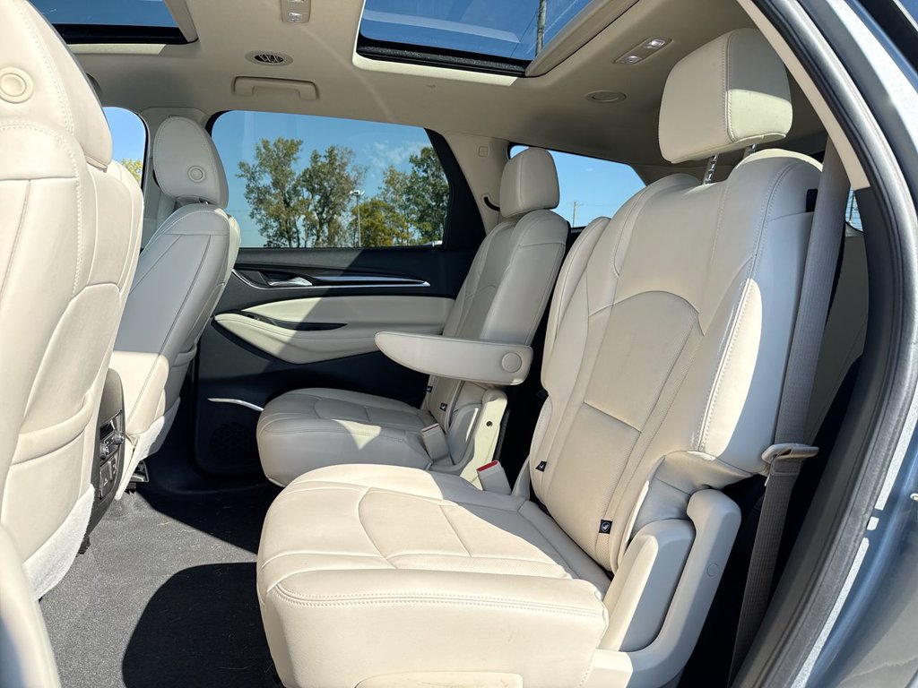 Used 2024 Buick Enclave Essence w/ Experience Buick Package AWD/4WD image 23