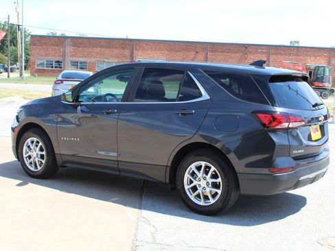 Used 2022 Chevrolet Equinox LT FWD image 8