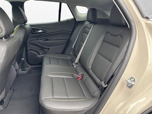 New 2026 Chevrolet Trax ACTIV w/ Sunroof Package image 13