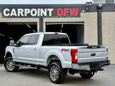 Used 2017 Ford F250 Lariat w/ Lariat Value Package AWD/4WD image 9