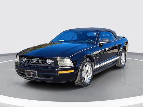 Used 2007 Ford Mustang Premium image 1
