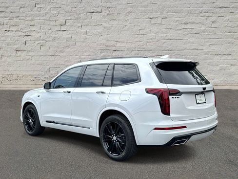 New 2025 Cadillac XT6 Premium Luxury w/ Platinum Package FWD image 3