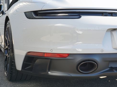 Certified 2023 Porsche 911 Targa 4 GTS AWD/4WD image 31