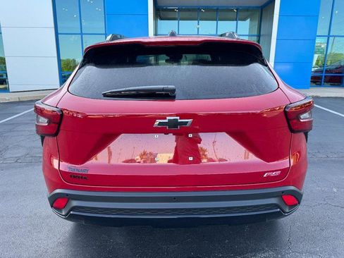 New 2026 Chevrolet Trax RS FWD image 4