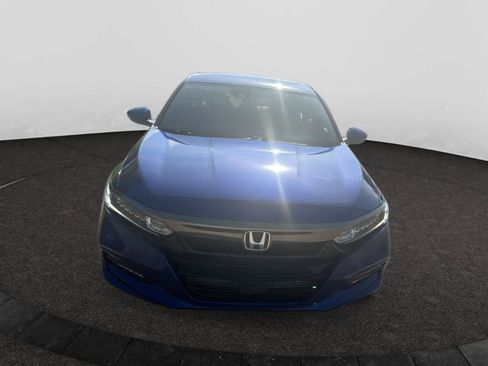 Used 2020 Honda Accord Sport image 2