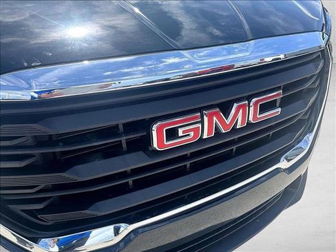 Used 2023 GMC Terrain SLE w/ Driver Convenience Package FWD image 30