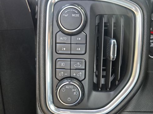 Used 2021 Chevrolet Silverado 1500 LT Trail Boss w/ Convenience Package II image 14