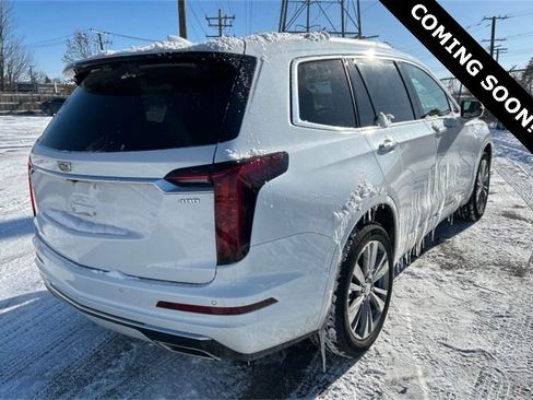 Used 2023 Cadillac XT6 Premium Luxury w/ Platinum Package image 14