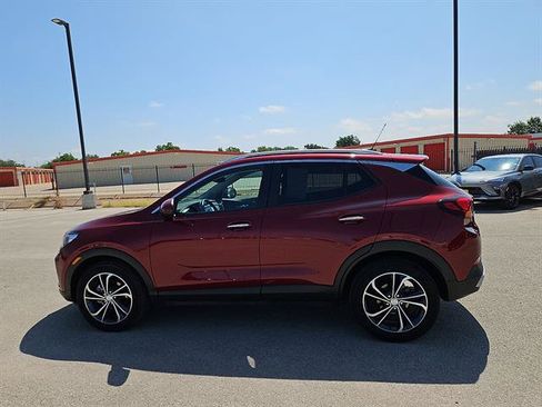 Used 2023 Buick Encore GX Select FWD image 2