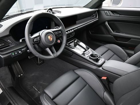 New 2026 Porsche 911 Carrera GTS RWD image 4